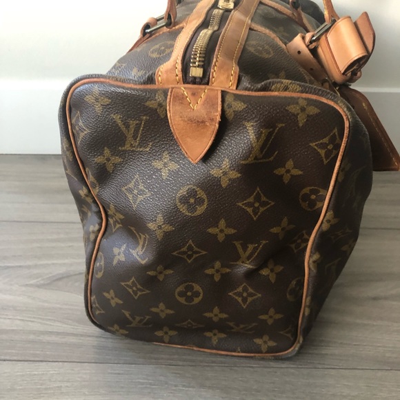 SOLD Louis Vuitton Sac Souple 35 Monogram Canvas Vintage w/ Leather Luggage Tag - Picture 4 of 11